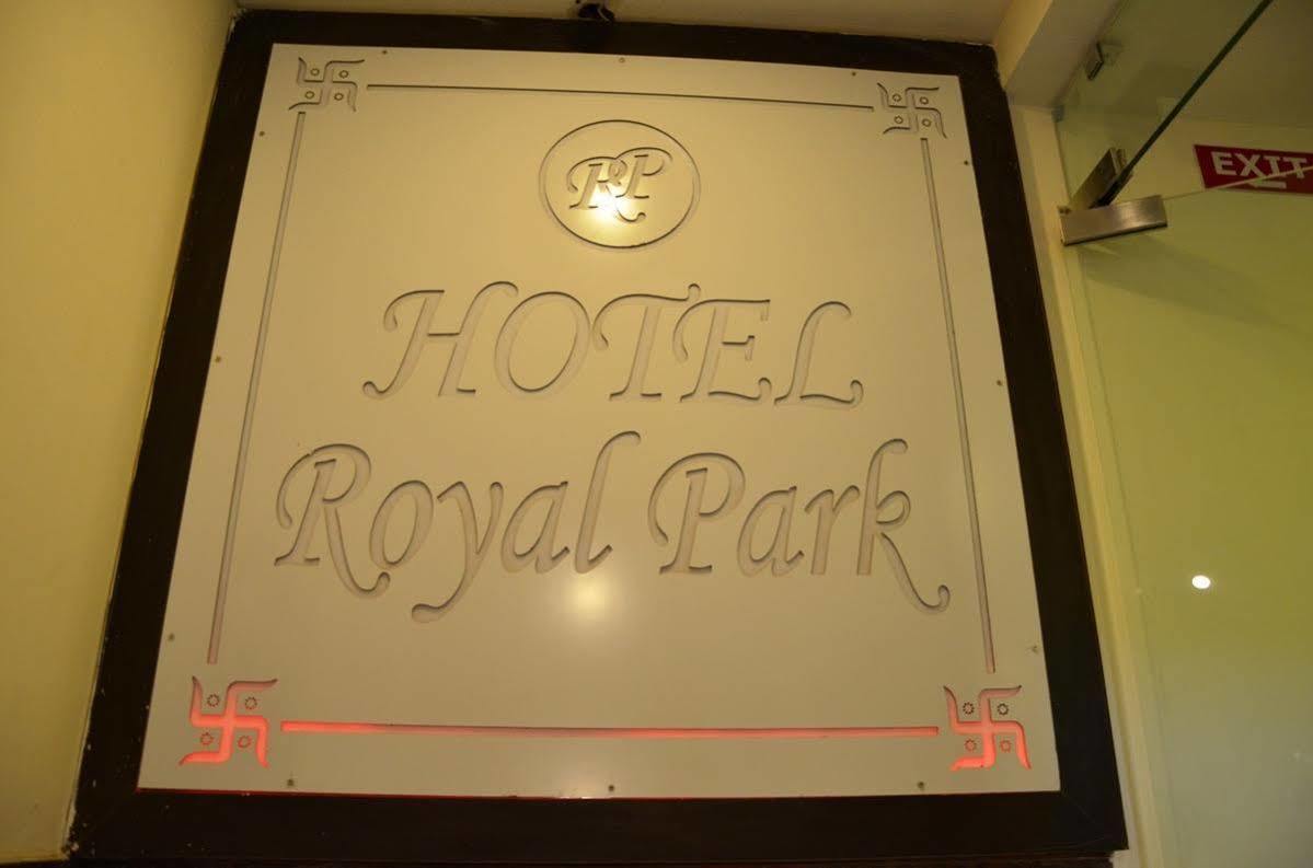 Hotel Royal Park 22 Chandigarh Exterior photo